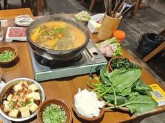 -黔有有贵州酸汤夺夺粉火锅(五味十字店)