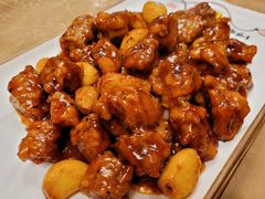 黑蒜子牛肉粒-金牌餐厅·天津菜·八珍豆腐·老爆三(瓷房子店)