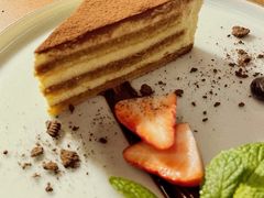 提拉米苏Triamisu-Golden Lily河内巴黎法越料理餐厅(建国西路店)
