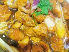 -吉吉向上炭烤鸡肉煲(西小区店)
