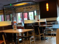 大堂-必胜客(上地华联店)