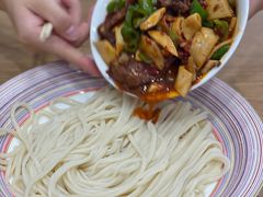精品过油肉拌面-歹歹的加个面过油肉拌面