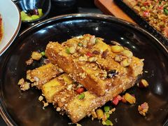 -铜锣湾·有麝自然香(渝北财富中心店)