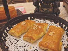 蜜汁叉烧酥-顺德人家食府(黄金广场店)