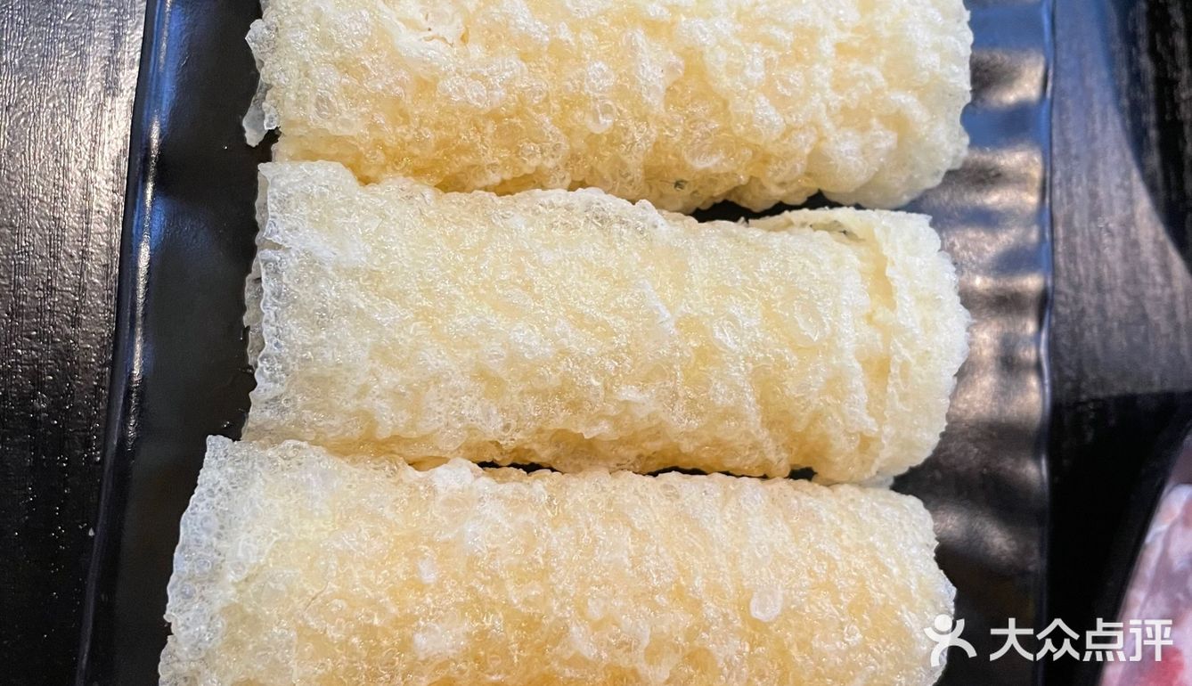 牛腩煲真系好有风味[调皮]