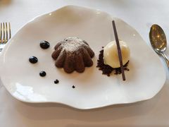 巧克力蛋糕配香草冰淇淋-Jean Georges