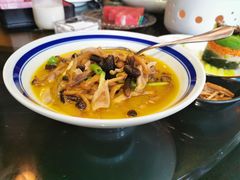 -铜锣湾·有麝自然香(渝北财富中心店)