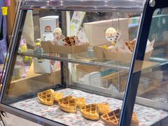 面包甜点陈列柜-猫的天空之城概念书店(苏州诚品店)