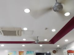 大堂-华辉拉肠(广园店)