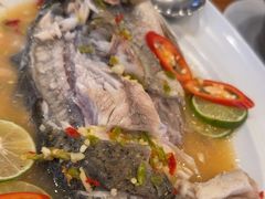 -Chom Cafe and Restaurant