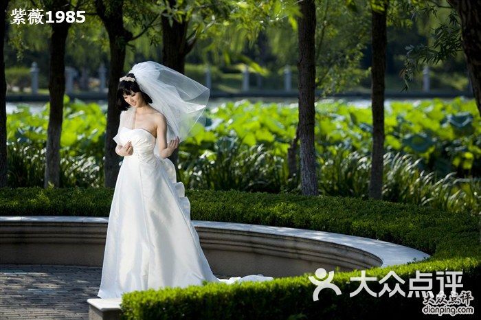 上海米兰婚纱_2021米兰婚纱时装周(2)