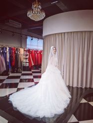 -珠海女王嫁衣馆(珠海左右创意园店)