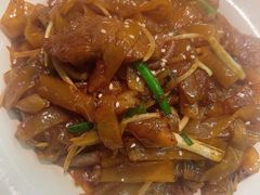 -新大咀港式茶餐厅(宝山万达店)