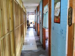 -崴海渔村(虹梅路店)