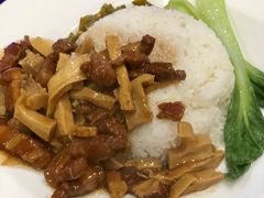 笋干烧肉饭-肥叔锅贴(上沙路店)