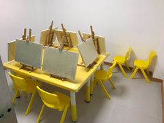 -小院儿童绘馆(富国里店)