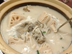 -肥肥虾庄·金牌油焖大虾(汉口城市广场店)