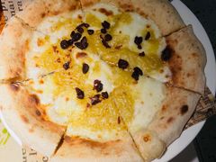 -春树下·树屋花房西餐厅(罍街AS1980店)