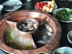 菌王奇香锅-滇釜火锅·能喝汤的火锅(车公庄店)