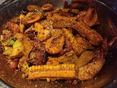 -嘎嘎鸭下巴·爆辣干锅(明教寺店)