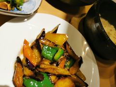 -关东小磨东北菜(上海长风大悦城店)
