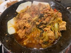 干锅鱼杂-湘肠香火锅店(团结湖店)