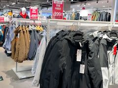 -唯品会(北京国瑞城店)