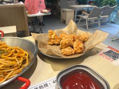 -酷公社·榴莲披萨(太原街店)