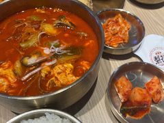 辣牛肉汤-梨花牛肉汤饭(仁恒伊势丹店)