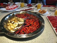 -DaLongYi Hotpot - 大龙燚火锅 - 地道四川老火锅