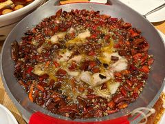 -渝信川菜 · 川味家常菜(财富购物中心店)
