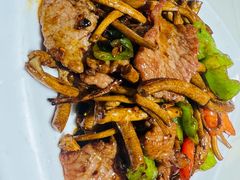 老干妈茶树菇炒牛肉-衡山汇·高级粤菜(霄云路店)