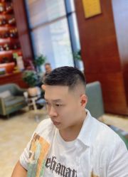 -尼特斯男士发型馆