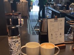 -星巴克(杭州湖滨银泰E区店)