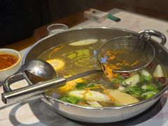 -乡土黄·鲜牛肉火锅·小龙虾(兴业街店)