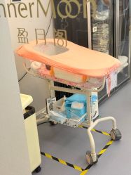 -盈月阁母婴护理中心·月子中心·月嫂育儿嫂
