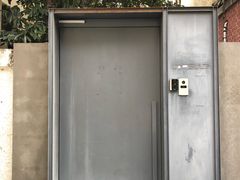 -胶囊画廊