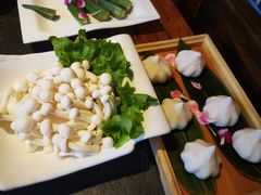 -大匠工房古船木艺术餐厅·猪肚鸡专门店(长白仙岛店)