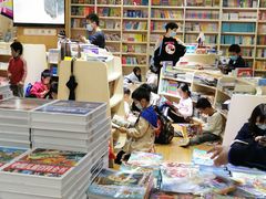-新华书店(沙坪坝书城店)