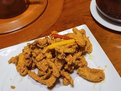 咸蛋黄焗茶树菇-江南大酒店·地道正宗有锅气的江西菜(中华北大街店)