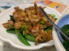 肥牛炒芥兰-新辉港式茶餐厅(北栅店)