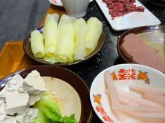 -憨孃孃·重庆老火锅(红山黑金店)