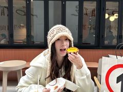 -HOT CRUSH趁热集合·现烤面包(上海环球港店)
