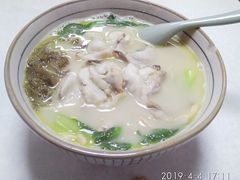 招牌黄鱼面-明呈黄鱼面馆(斜土路店)