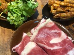 -四小区火锅·巷子里的重庆火锅(花照壁店)