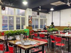 大堂-皖北巫氏三胖地锅鸡(长淮总店)