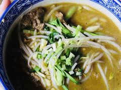 蒜爆牛肉汤粉-赣南粉局·江西小炒·锅气炒粉(巴黎春天店)