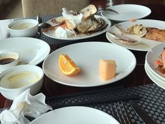 -荣誉国际酒店-云顶旋转餐厅