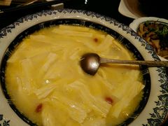 -鲁班小馆(政四街店)