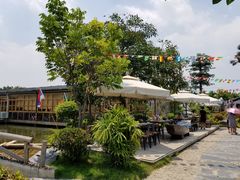 -花溪雨·森林餐厅(石基店)